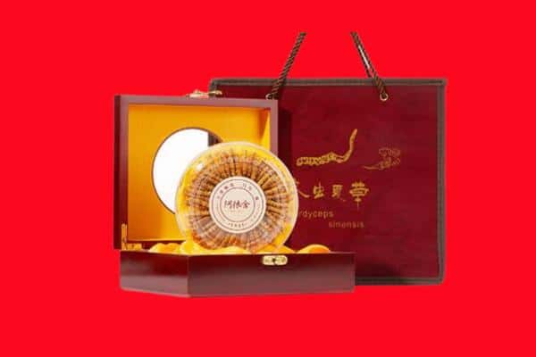 收购资讯:东莞寮步镇回收冬虫夏草是按克吗